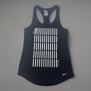 The Nike XS Tee Ladies X Small Dri fit Athletic tank White Black Track Running